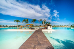 Luxury Penthouse - Santa Rosalia Lake and Life Resort